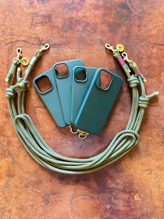 Bundles for green iPhone 12 models